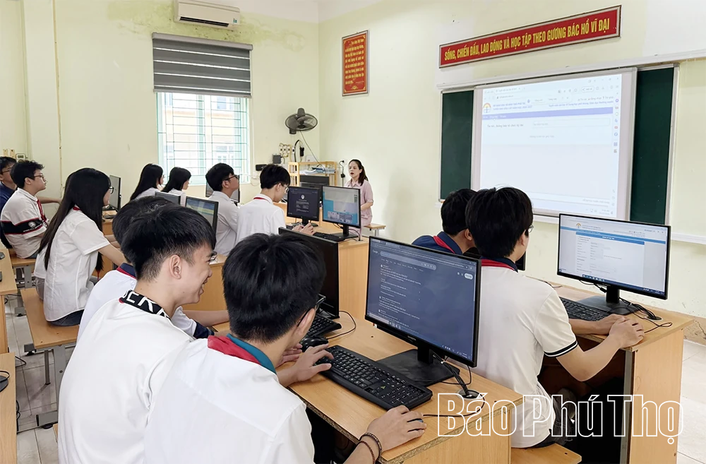 Tuyển sinh số - bước chuyển mạnh trong giáo dục hiện đại