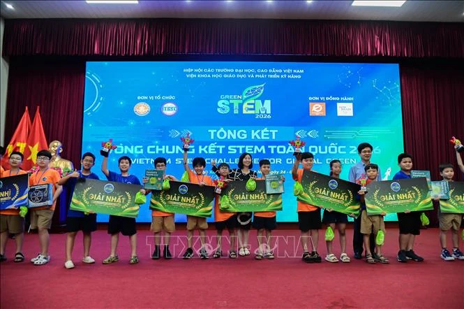 Đưa STEM vào trường học để nâng cao năng lực công nghệ số cho thế hệ trẻ