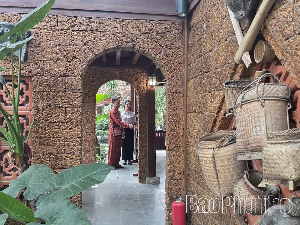 Đánh thức tiềm năng du lịch vùng Mường