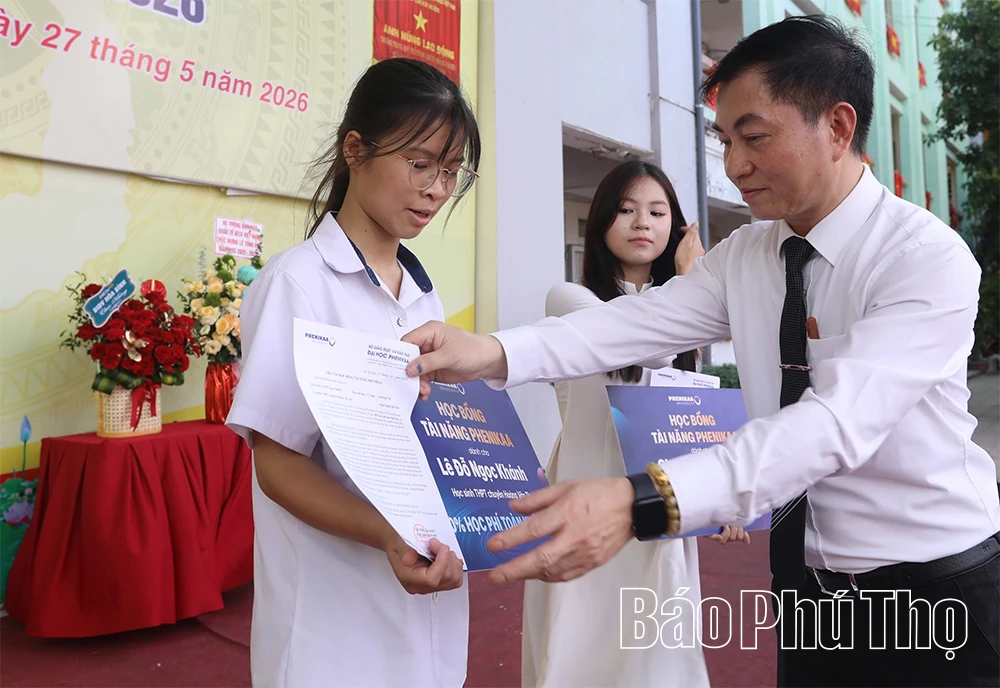 Trường THPT Chuyên Hoàng Văn Thụ tổng kết năm học 2025-2026