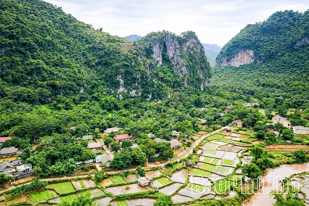 Khi thực tiễn đi vào Nghị quyết, đánh thức vùng đất “trong thơ”
