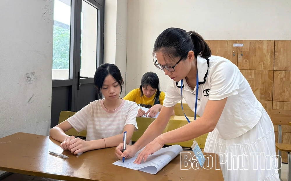 Kỳ thi tuyển sinh vào THPT Chuyên Vĩnh Phúc diễn ra nghiêm túc, an toàn, đúng quy chế