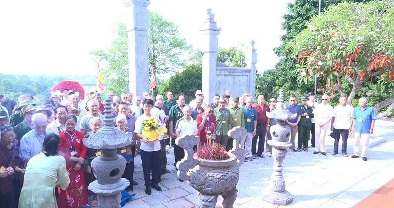 Hành trình qua hai mốc son lịch sử dân tộc: Từ Hoàng đế Lý Nam Đế đến Chủ tịch Hồ Chí Minh - bản hùng ca trên đất Vạn Xuân