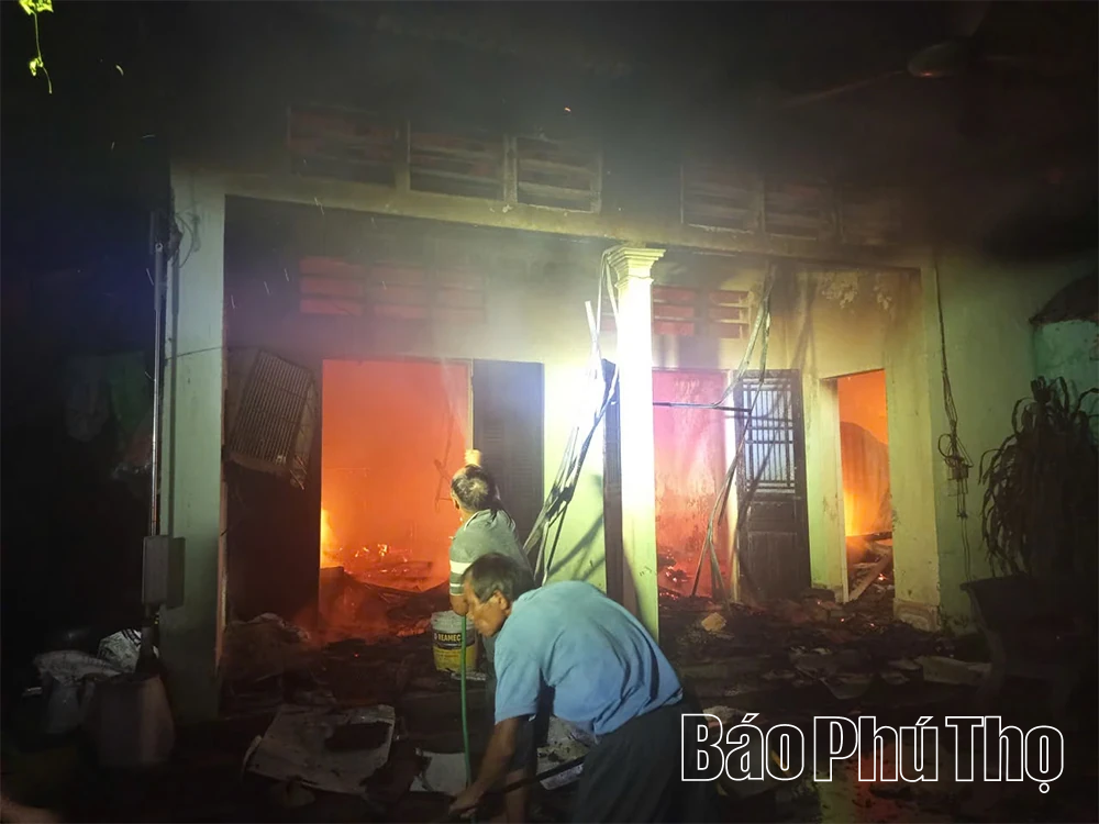 Cháy nhà do chập điện tại xã Hoàng An