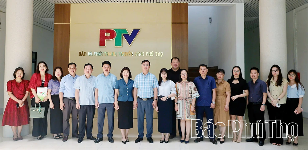 Trao đổi và học tập kinh nghiệm tại Báo và phát thanh, truyền hình Phú Thọ
