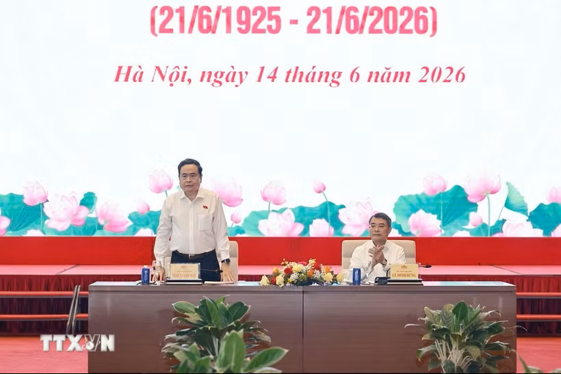 Thủ tướng Chính phủ và Chủ tịch Quốc hội gặp mặt lãnh đạo các cơ quan báo chí