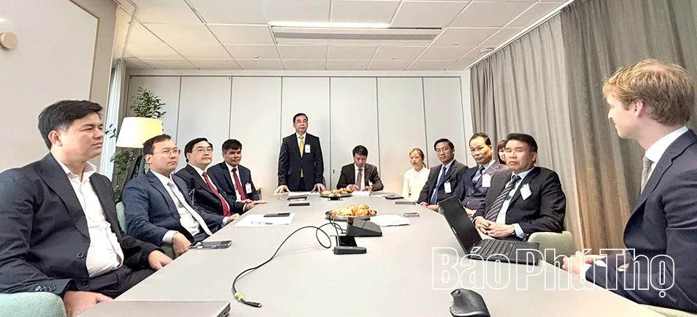 Đoàn công tác tỉnh Phú Thọ làm việc với Tập đoàn ASSA ABLOY Asia Holding AB tại Vương quốc Thụy Điển