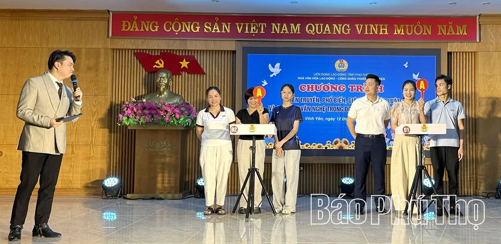 Phổ biến pháp luật cho đoàn viên, người lao động phường Vĩnh Yên