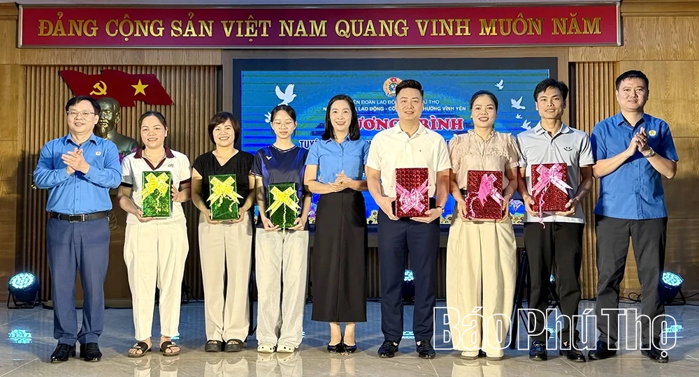 Phổ biến pháp luật cho đoàn viên, người lao động phường Vĩnh Yên
