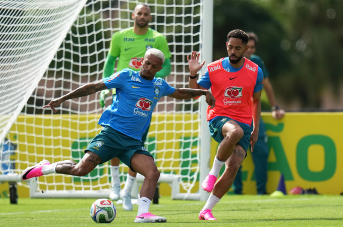 Tân binh Man Utd được Brazil gọi bổ sung dự World Cup 2026