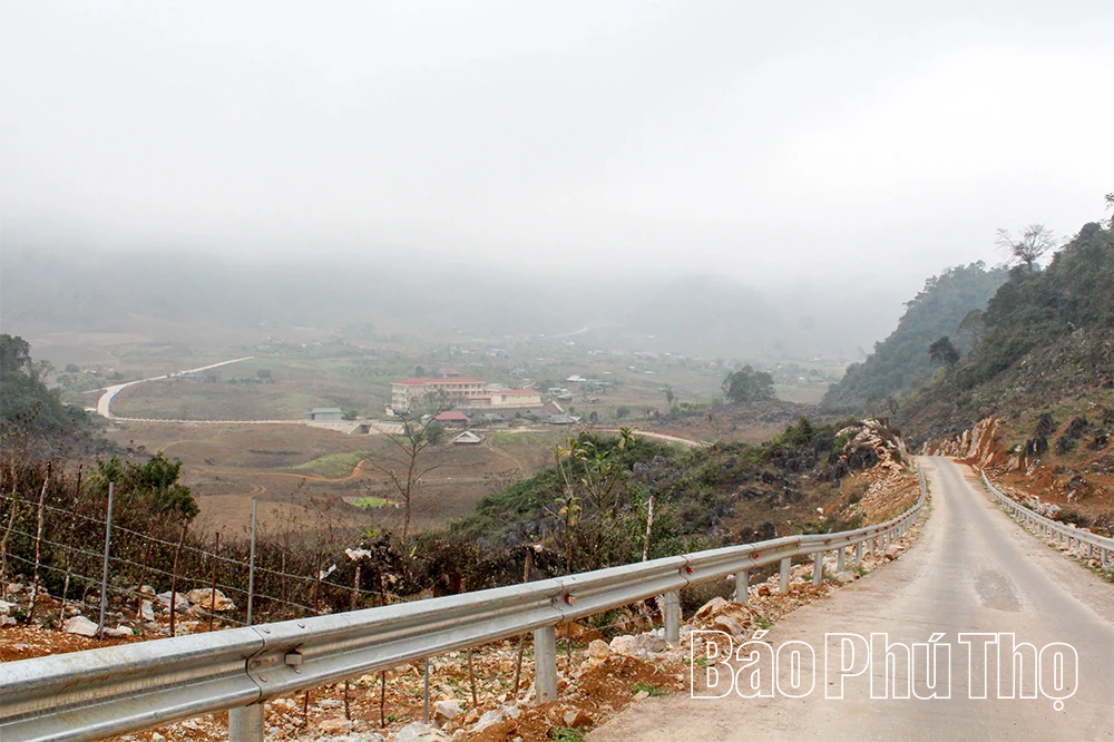Khát cháy miền đá Hang Kia