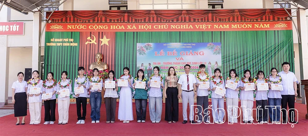 Giữ vững nền nếp, nâng cao chất lượng giáo dục