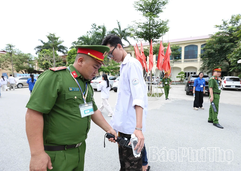 Điểm thi THPT Thanh Ba: Tự tin vượt vũ môn