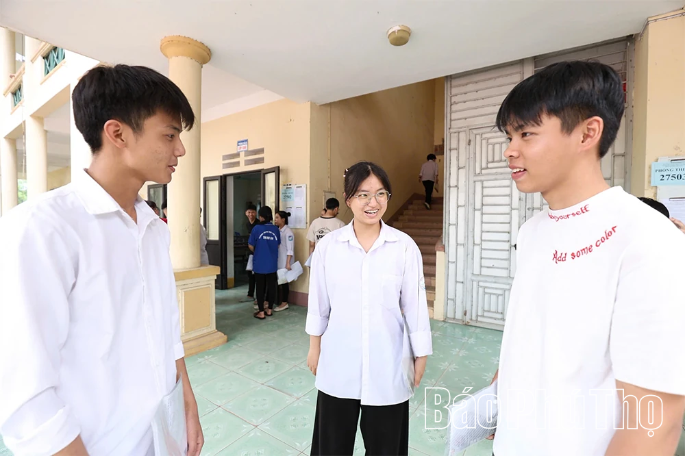 Điểm thi THPT Thanh Ba: Tự tin vượt vũ môn
