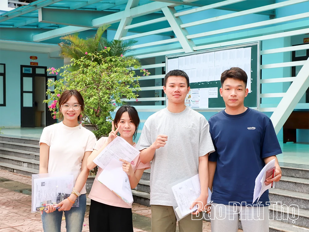 Hơn 600 thí sinh tại điểm thi Trường THPT Công Nghiệp hoàn thành Kỳ thi tốt nghiệp THPT năm 2026