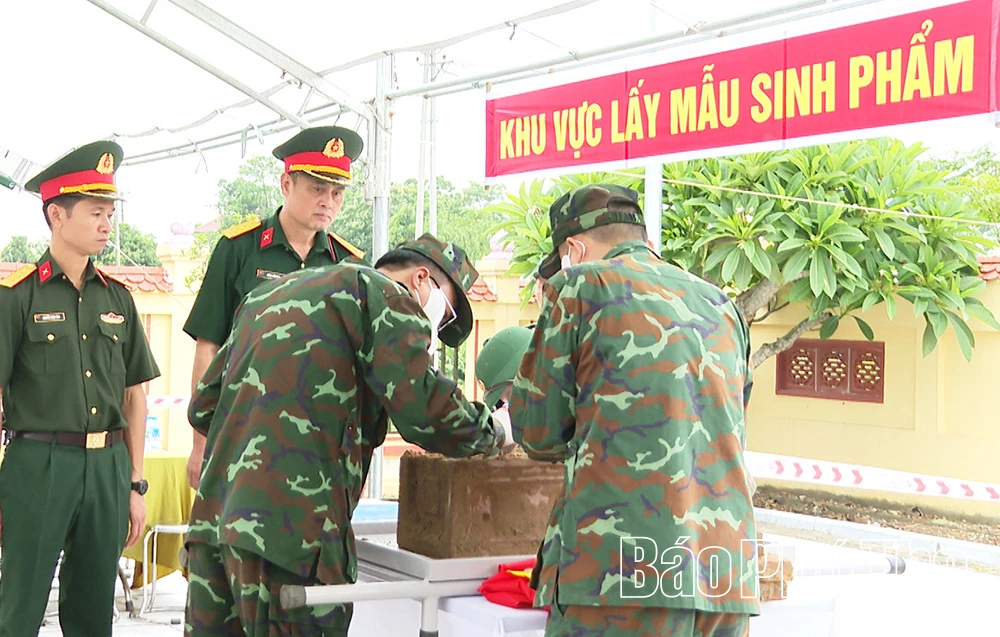 Lấy mẫu hài cốt liệt sĩ tại các nghĩa trang liệt sĩ