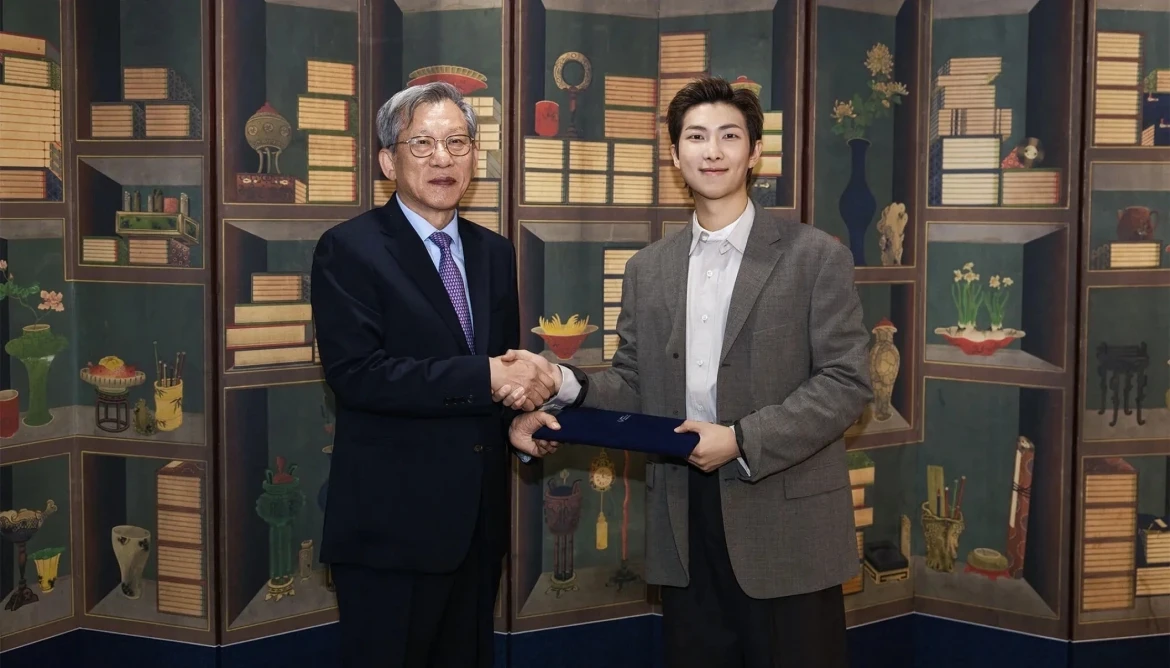 Trưởng nhóm BTS nhận trọng trách mới quảng bá văn hóa Hàn Quốc