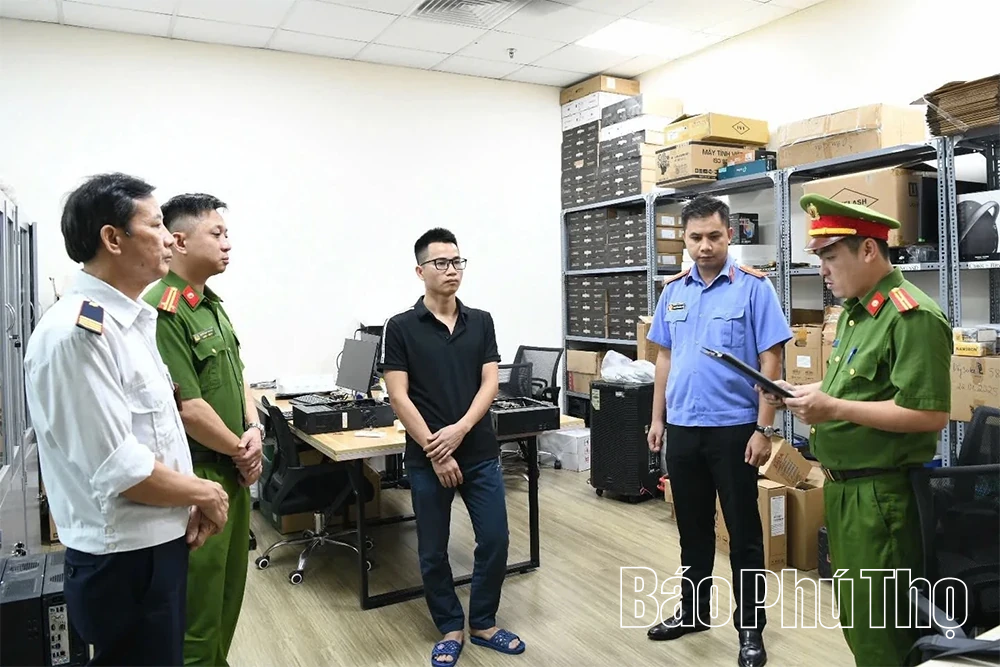 “Lá chắn thép” giữ bình yên cuộc sống Nhân dân