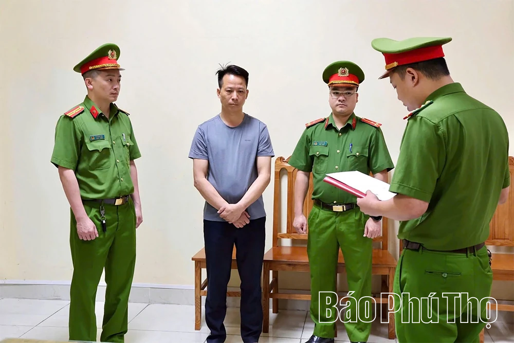 “Lá chắn thép” giữ bình yên cuộc sống Nhân dân