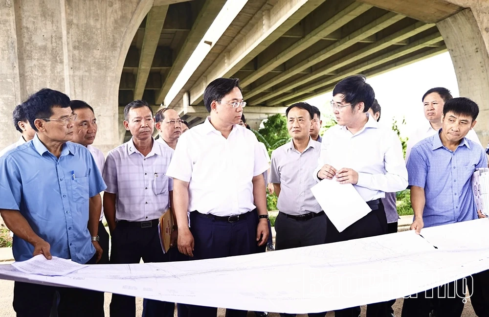 Đẩy nhanh tiến độ các công trình giao thông trọng điểm khu vực Vĩnh Phúc