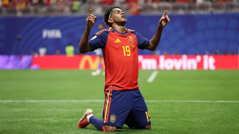 Tây Ban Nha thắng đậm 4-0 Saudi Arabia