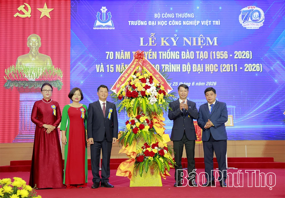 Kỷ niệm 70 năm truyền thống đào tạo Trường Đại học Công nghiệp Việt Trì