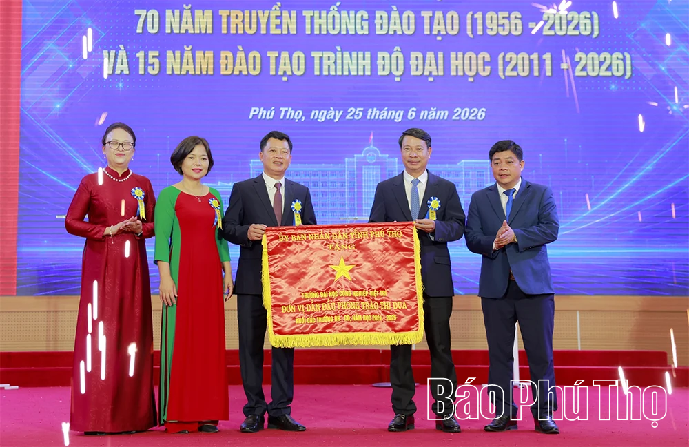 Kỷ niệm 70 năm truyền thống đào tạo Trường Đại học Công nghiệp Việt Trì