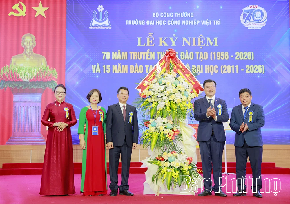 Kỷ niệm 70 năm truyền thống đào tạo Trường Đại học Công nghiệp Việt Trì