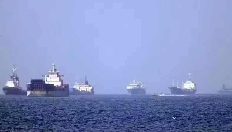 Căng thẳng leo thang tại Eo biển Hormuz