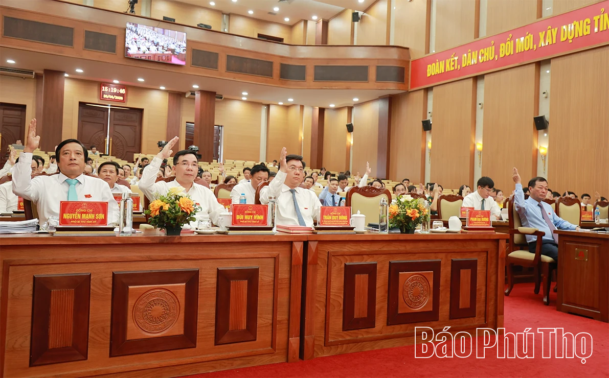 Bế mạc Kỳ họp thứ Ba, HĐND tỉnh khóa XX: Khẳng định bản lĩnh tăng trưởng và đổi mới tư duy quản trị