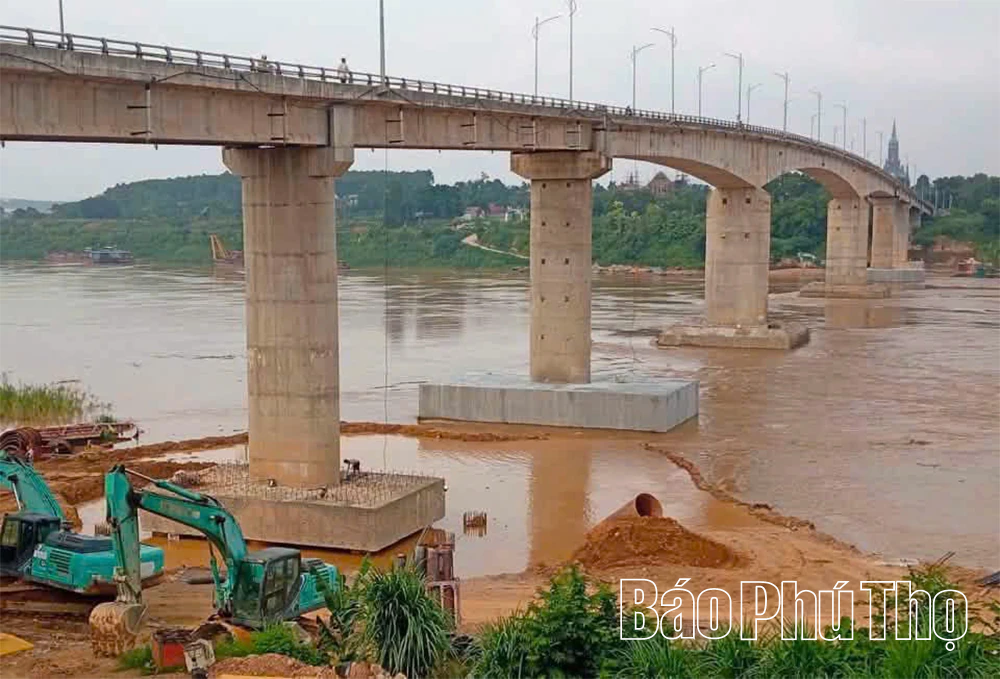 Tăng cường theo dõi, dự báo, cảnh báo thiên tai