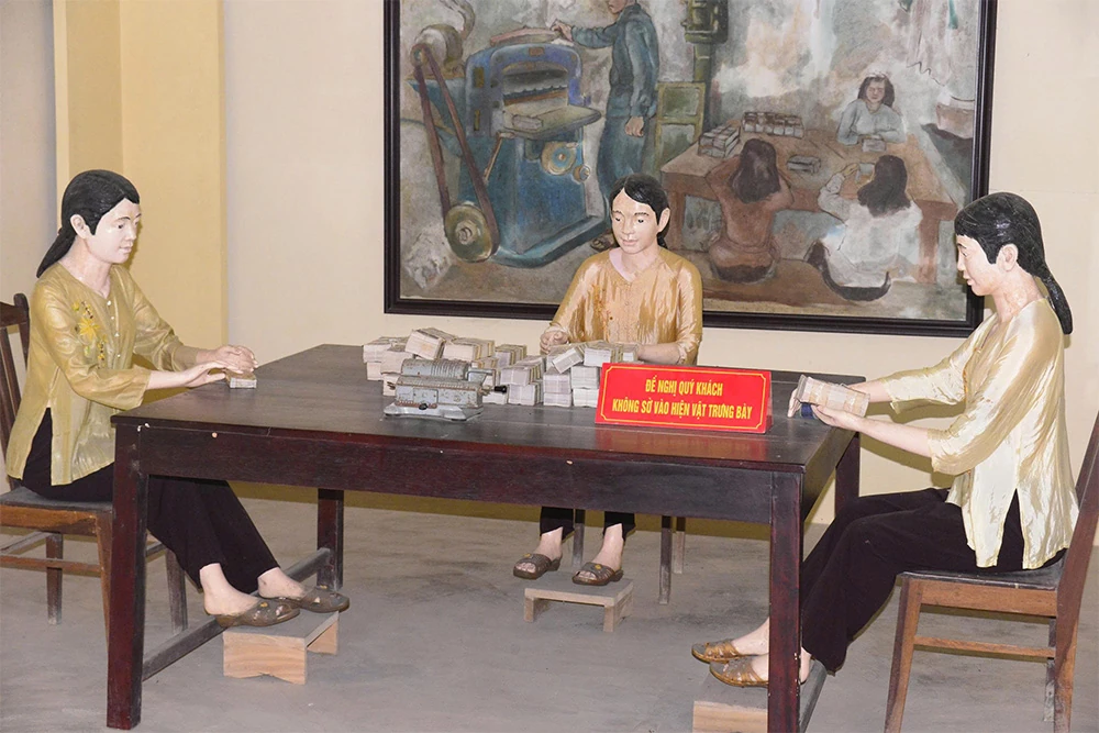 Nhà máy in tiền đầu tiên - địa chỉ đỏ giáo dục truyền thống cách mạng