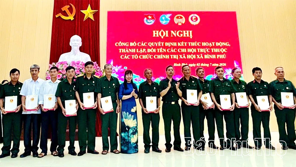 Bình Phú kiện toàn các chi hội, chi đoàn sau sắp xếp đơn vị thôn