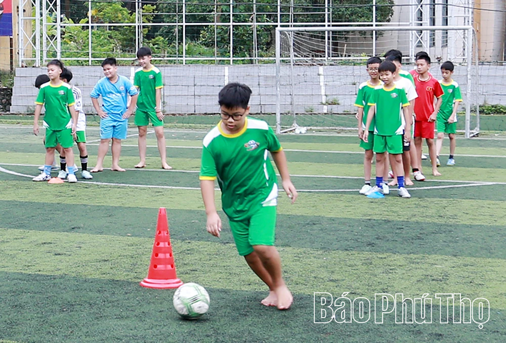 Sôi động các lớp thể thao hè dành cho thiếu nhi
