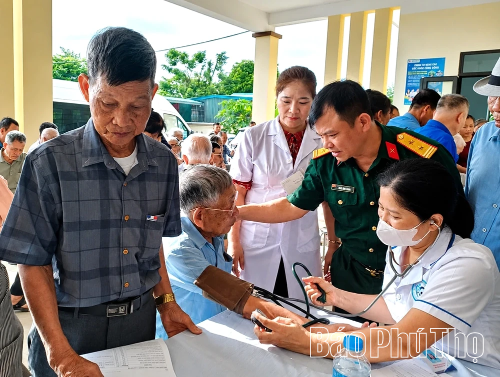 Khám bệnh, cấp thuốc miễn phí cho người có công, thân nhân liệt sĩ, nạn nhân chất độc da cam