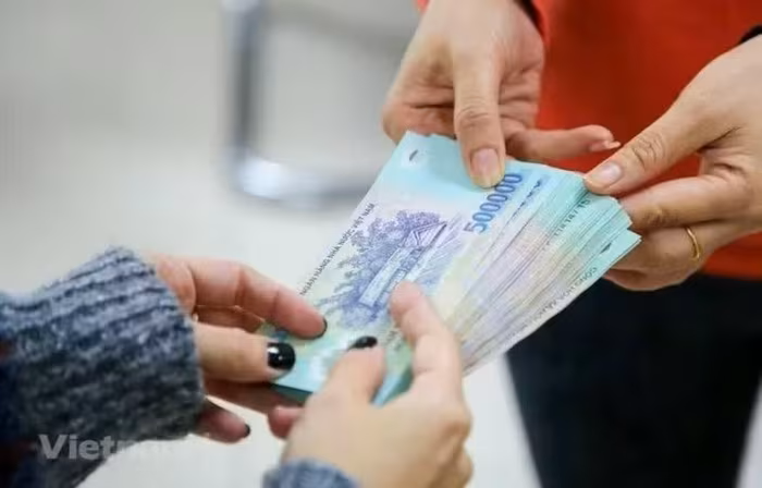 Chốt phương án tăng lương tối thiểu vùng năm 2027 ở mức 7,8%
