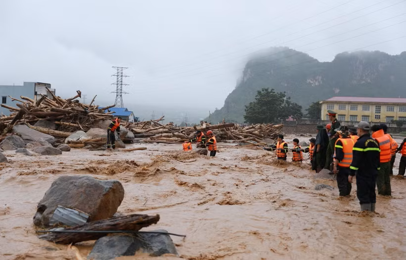 Thời tiết ngày 18/7: Bắc Bộ vẫn mưa lớn, nhiều nơi có nguy cơ lũ quét, sạt lở