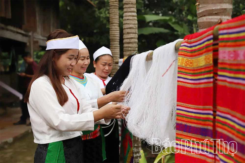 Tiếng thoi khắc khoải giữa đại ngàn