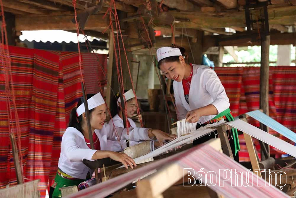 Tiếng thoi khắc khoải giữa đại ngàn