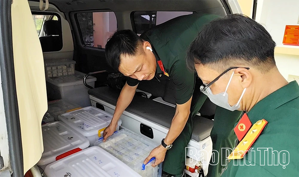 Bàn giao gần 1.400 mẫu hài cốt liệt sĩ phục vụ xét nghiệm ADN
