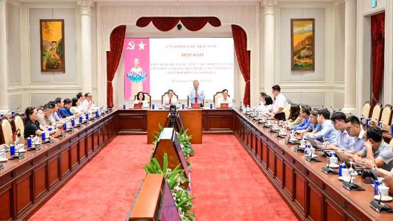 Công bố Lệnh của Chủ tịch nước về ba pháp lệnh