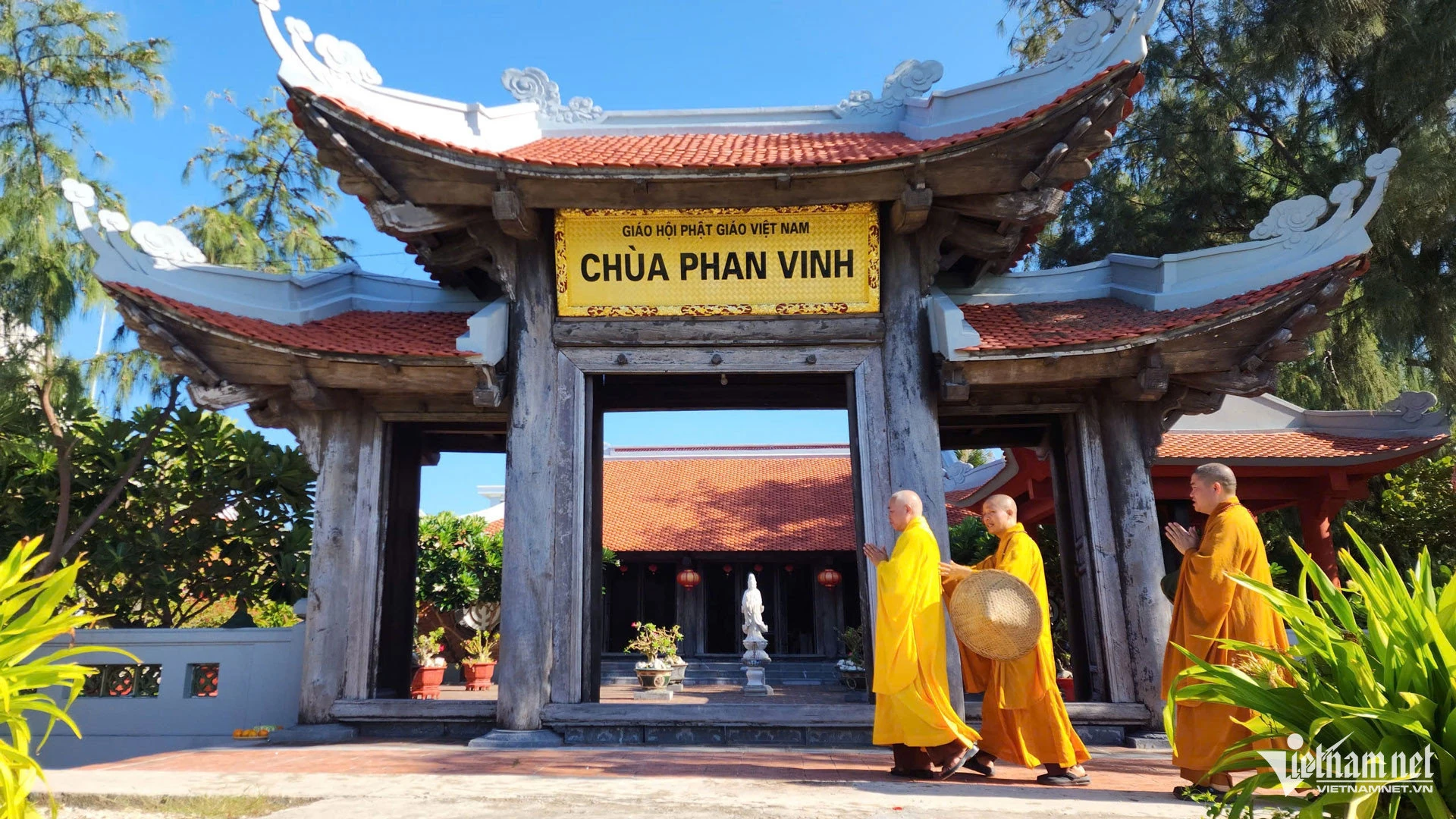 Xây dựng thư viện số về tín ngưỡng, tôn giáo