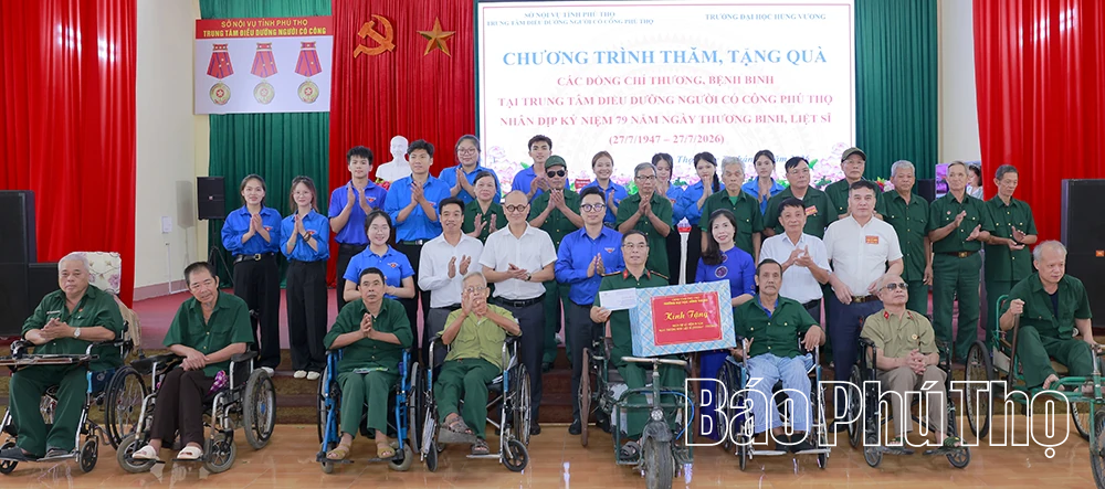 Trường Đại học Hùng Vương tổ chức các hoạt động tri ân Ngày Thương binh - Liệt sĩ