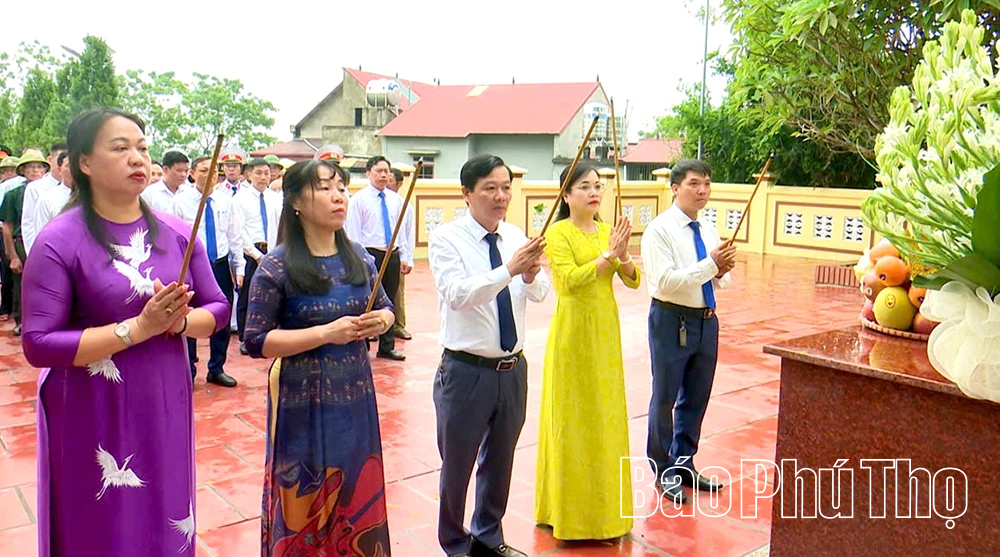 Bình&nbsp;Phú dâng hương tưởng niệm các Anh hùng liệt sĩ, tri ân người có công với cách mạng