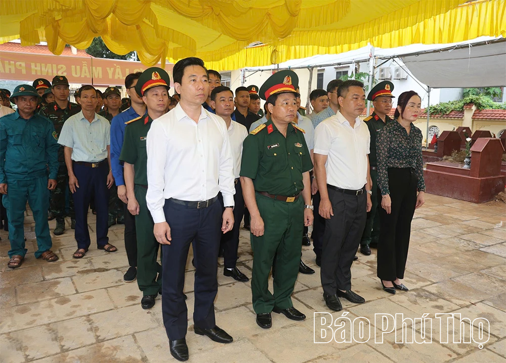 Triển khai lấy mẫu hài cốt liệt sĩ chưa xác định danh tính tại xã Tam Đảo