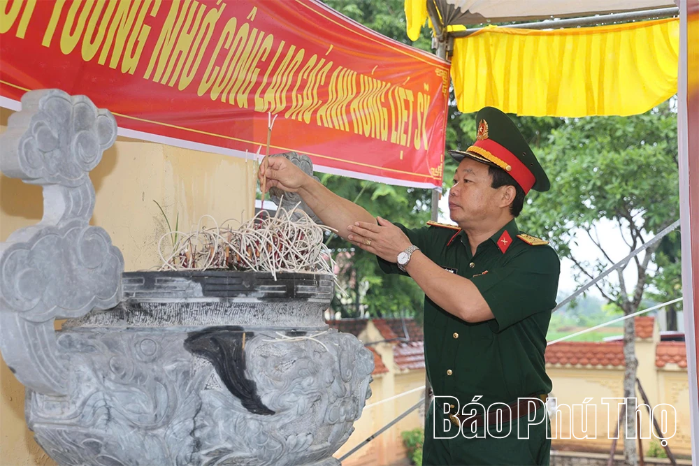 Triển khai lấy mẫu hài cốt liệt sĩ chưa xác định danh tính tại xã Tam Đảo