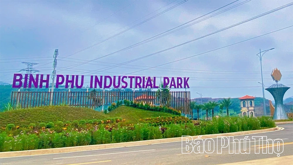 &nbsp;Đô thị trẻ Kỳ Sơn chuyển mình