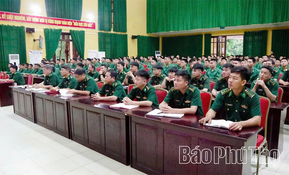 Trung tâm Huấn luyện Bộ đội Biên phòng bế mạc huấn luyện chiến sĩ mới năm 2026
