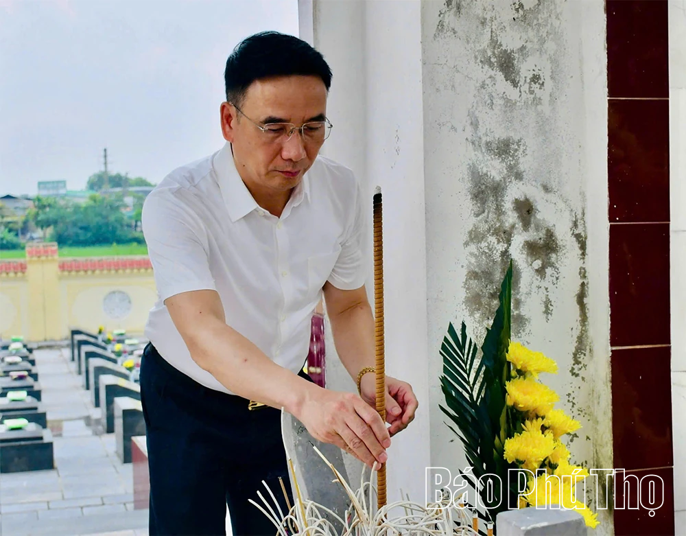 Xã Xuân Lãng tri ân người có công, dâng hương tưởng niệm các Anh hùng liệt sĩ