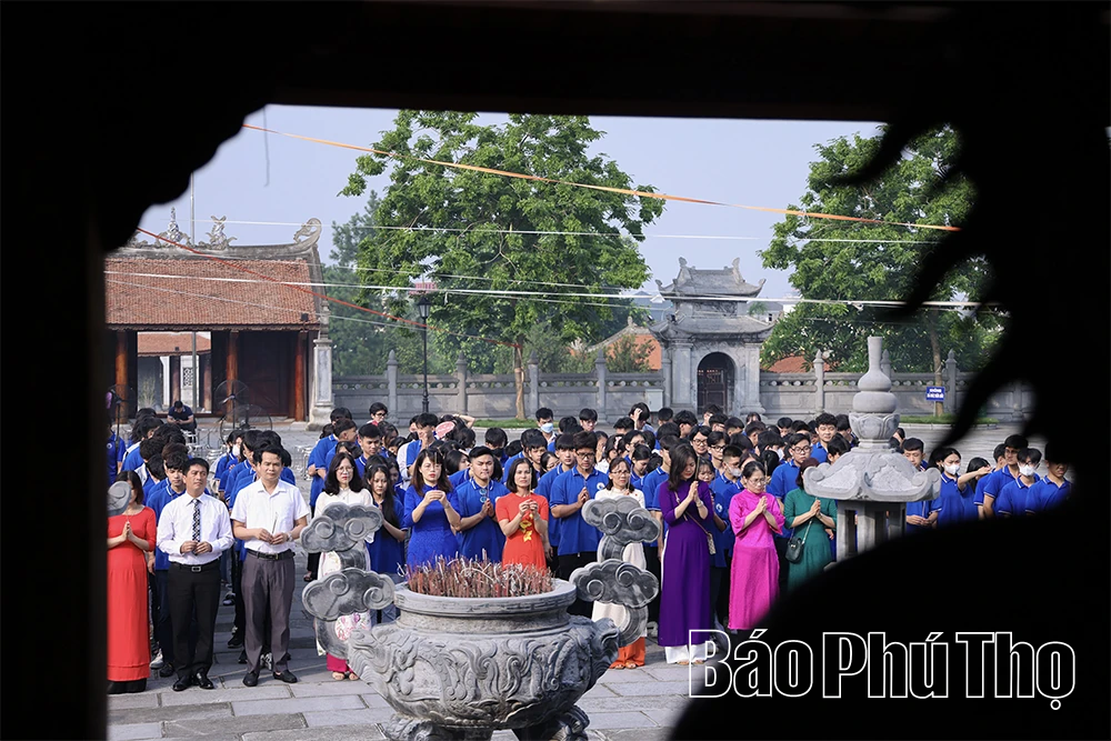 Văn Miếu - Dấu ấn văn hóa miền Đất Tổ&nbsp;